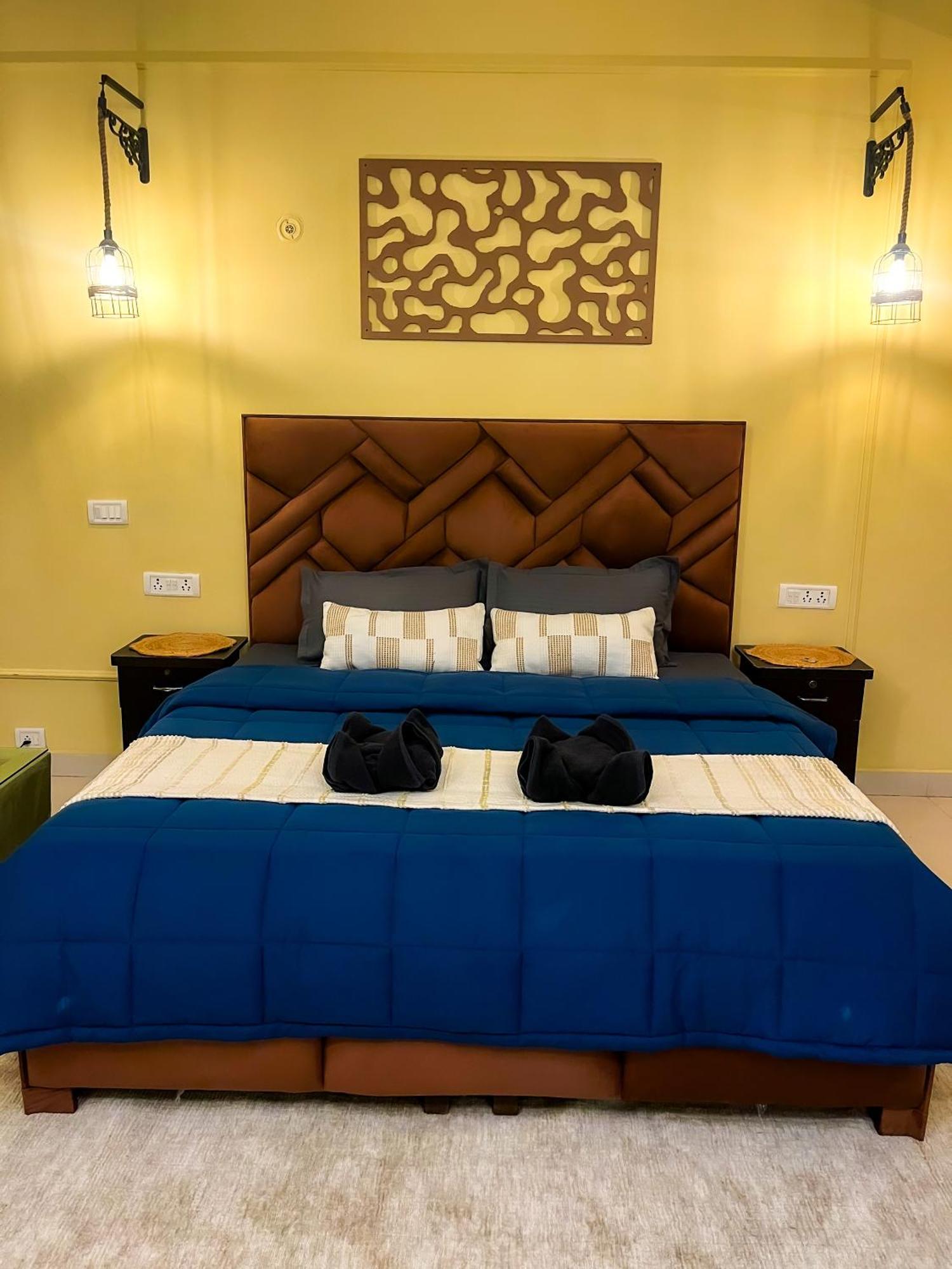 Atharva'S Homestay By Goaround Homes - Nehru Enclave Metro, South Delhi Nuova Delhi Esterno foto