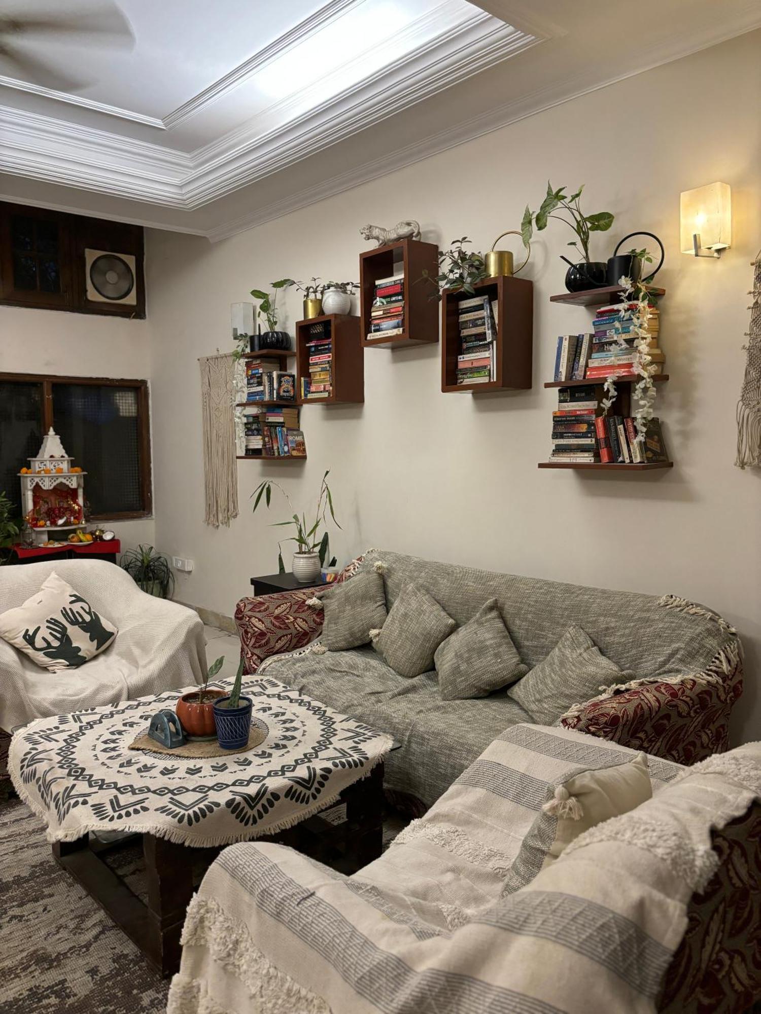 Atharva'S Homestay By Goaround Homes - Nehru Enclave Metro, South Delhi Nuova Delhi Esterno foto